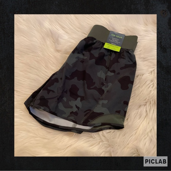 tek gear Pants - Tek Gear Workout Gear Mid Rise Athletic Shorts - NWT - Medium - Olive / Camo